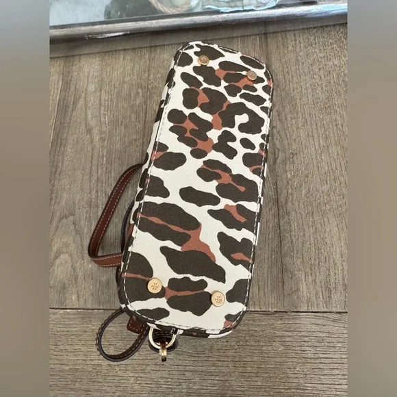 Tory Burch Emerson dome crossbody bag NWOT - Picture 14 of 17